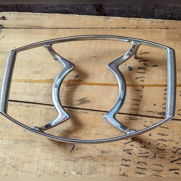 2/25 Corelle Oval Platter W Corelle Metal Holder Stand - Picture 3 of 11